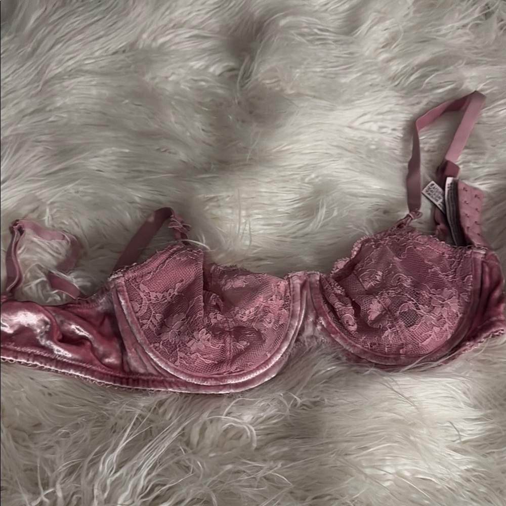Victoria's Secret Pink Underwire Bra with Molded Cups and Adjustable Straps